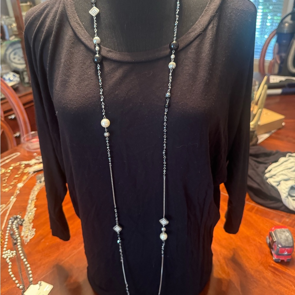 Elegant Black and Silver Beaded Necklace